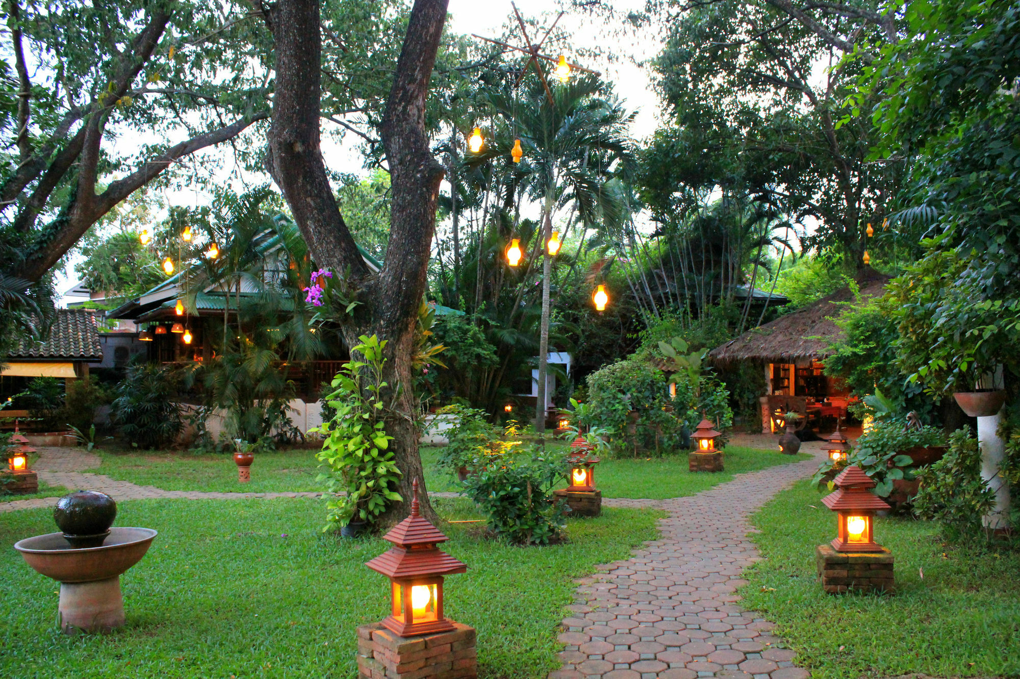 Secret Garden Chiangmai Otel San Kamphaeng Dış mekan fotoğraf
